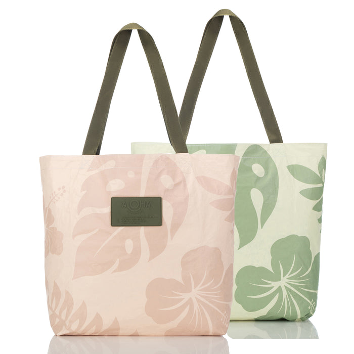 ALOHA COLLECTION REVERSIBLE TOTE / WAIPIO - TAN LINES