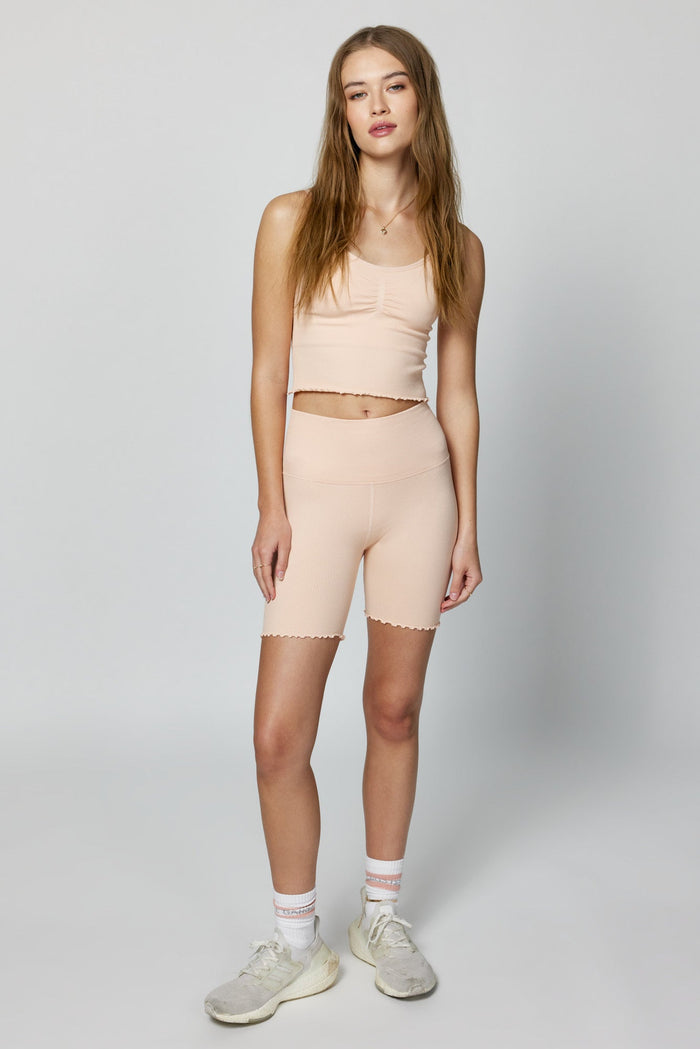 SPIRITUAL GANGSTER SEAMLESS RUFFLE BIKER - DUST PINK