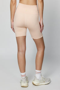 SPIRITUAL GANGSTER SEAMLESS RUFFLE BIKER - DUST PINK