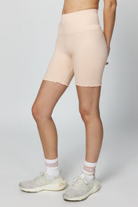 SPIRITUAL GANGSTER SEAMLESS RUFFLE BIKER - DUST PINK