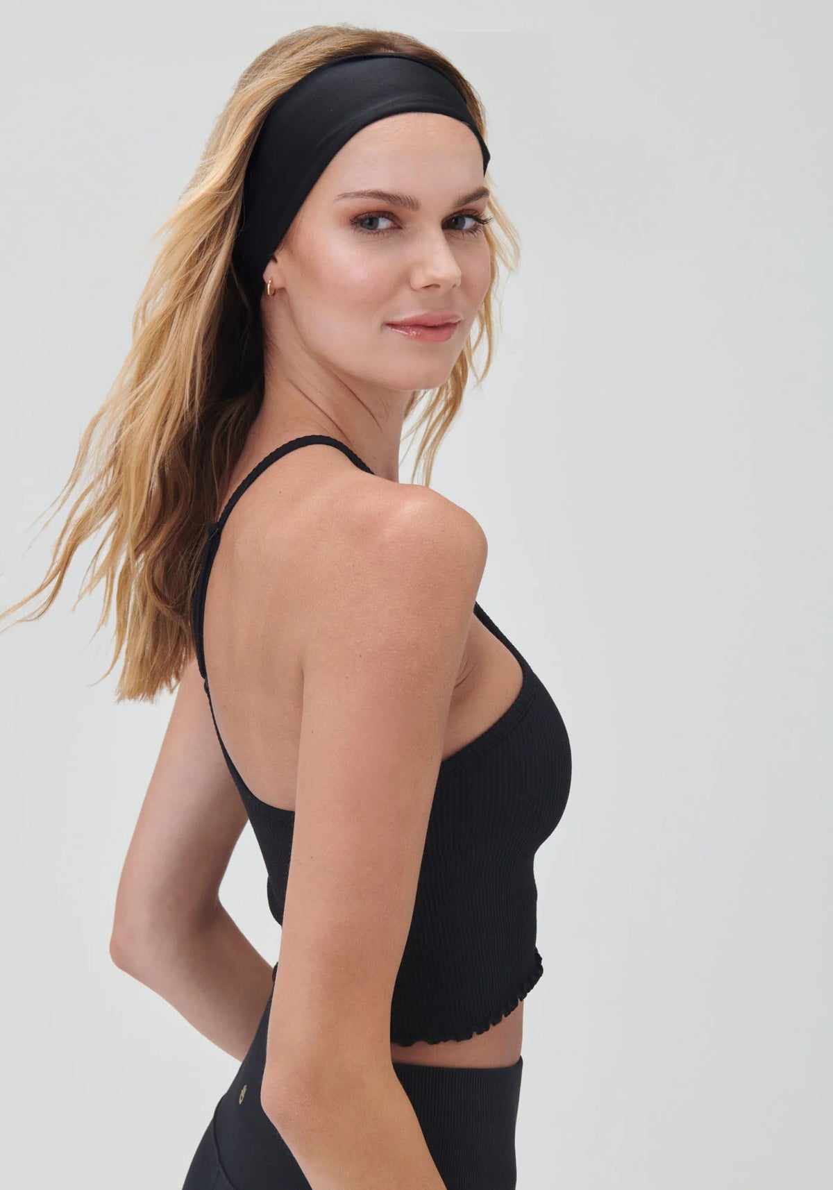 SPIRITUAL GANGSTER SEAMLESS HALTER TOP - BLACK