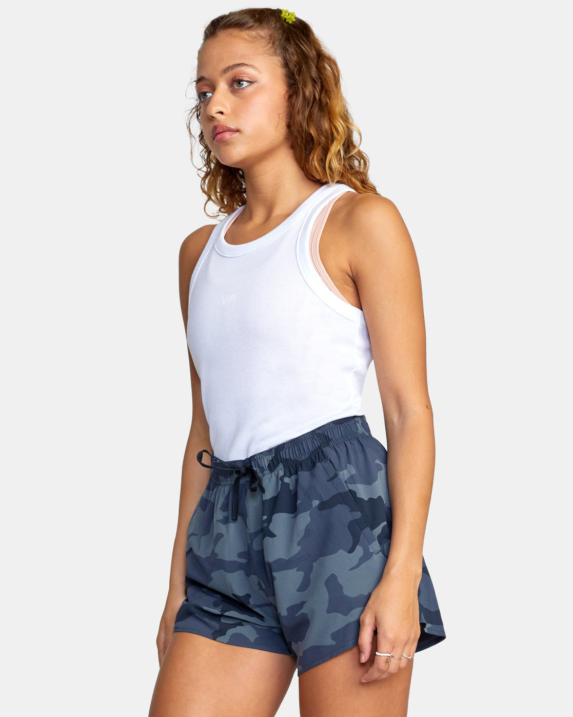 RVCA VA ESSENTIAL YOGGER STRETCH SPORT SHORT - CAM
