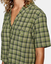 RVCA JACKSON BUTTON-DOWN TOP SS - GMV0