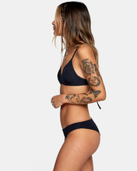 RVCA SOLID CROSSBACK TIE BIKINI TOP - BLK