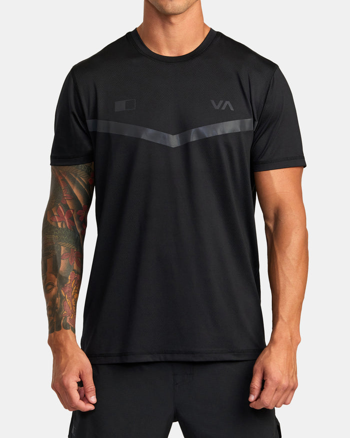 RVCA RUNNER TECHINICAL SHORT SLEEVE TOP - BLK