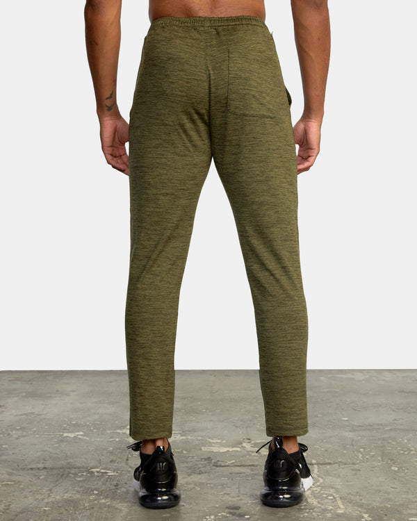RVCA CABLE SWEATPANTS - OLV