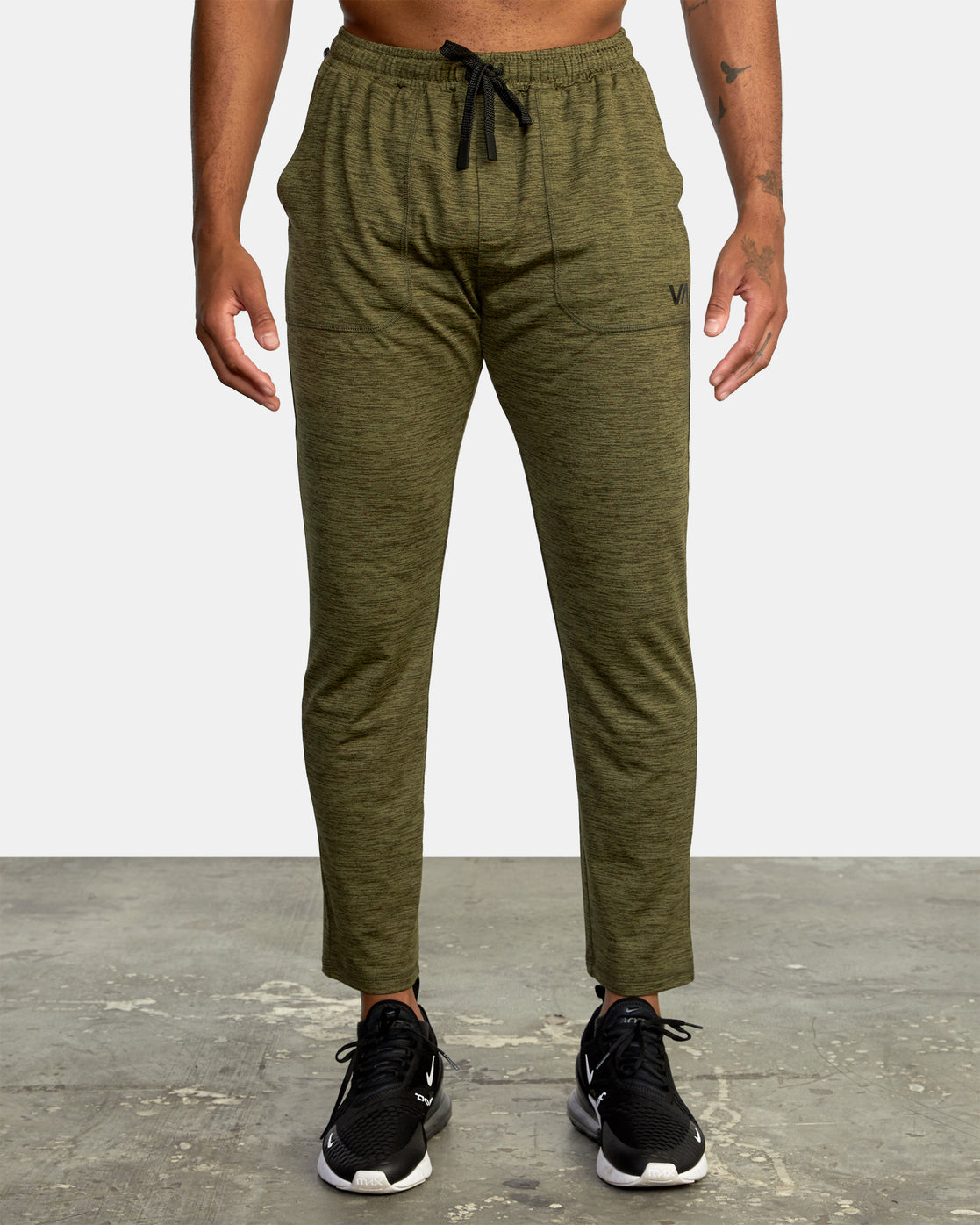 RVCA CABLE SWEATPANTS - OLV