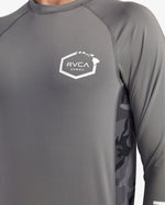 RVCA ISLAND HEX LONG SLEEVE RASHGUARD - CHA