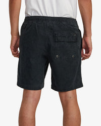 RVCA ESCAPE ELASTIC CORDUROY SHORTS 17" - BLK