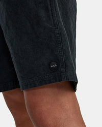 RVCA ESCAPE ELASTIC CORDUROY SHORTS 17" - BLK