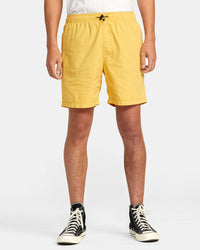 RVCA BRODIE 2 HYBRID ELASTIC SHORTS 17" - VGD