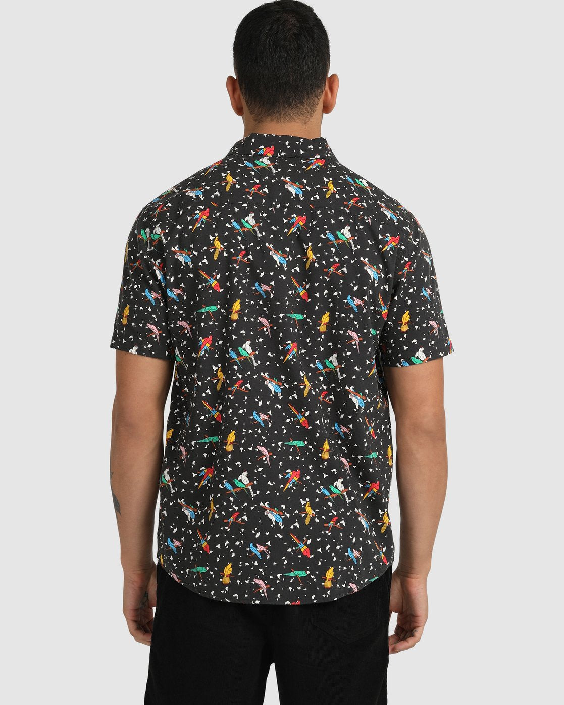 RVCA LP X KLW PARROTS SHORT SLEEVE SHIRT - BLK