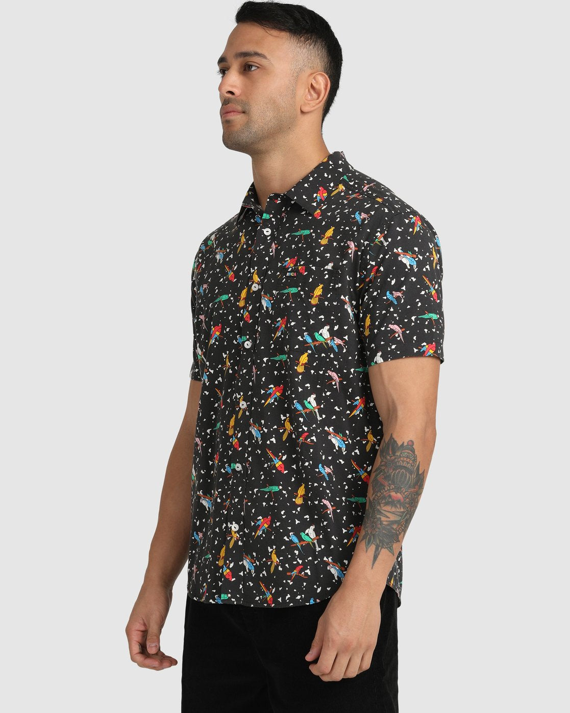 RVCA LP X KLW PARROTS SHORT SLEEVE SHIRT - BLK