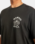 RVCA HAWAII COUSIN D TEE - BLK