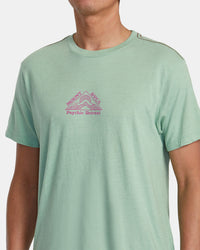 RVCA PSYCHIC RETREAT T SHIRT - GHZ