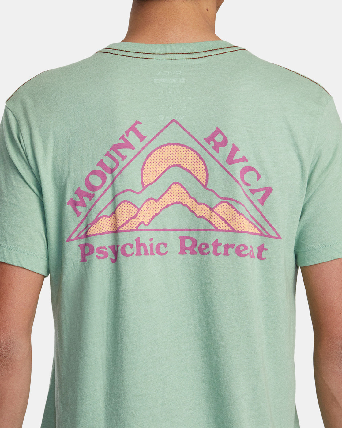 RVCA PSYCHIC RETREAT T SHIRT - GHZ