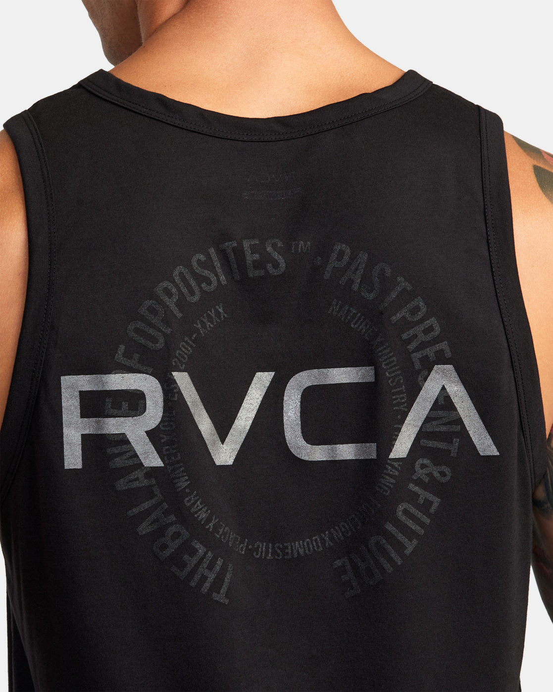 RVCA VA LEVELS TANK - BLK