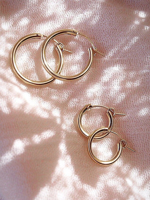 KE ALOHA JEWELRY SMALL EVERYDAY GOLD FILLED HOOPS - AHULANI