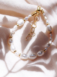 KE ALOHA JEWELRY GOLD AND WHITE PEARL BEAD BRACELET - HIWAHIWA