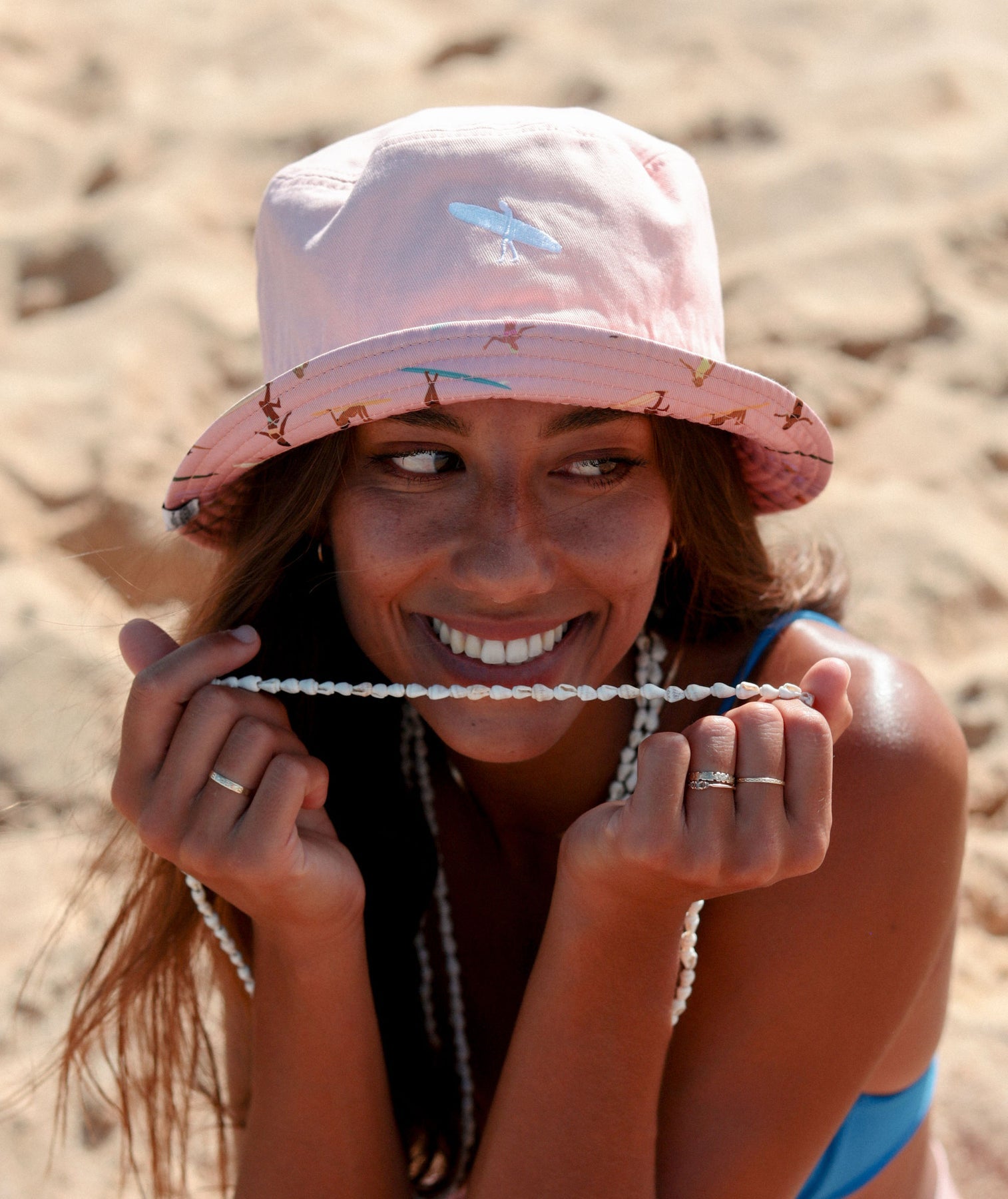 TAG ALOHA CO REVERSIBLE BUCKET HATS - QUEENS OF WAIKIKI – Work It Out