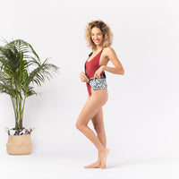 ALOHA COLLECTION MINI HIP PACK / SNOW LEOPARD
