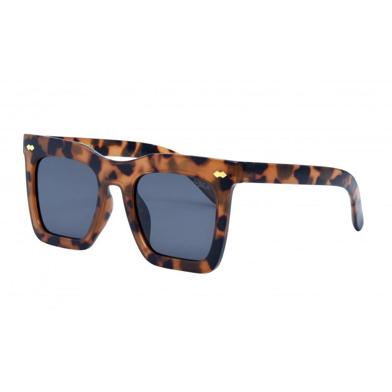 I-SEA MAVERICK - TORT/SMOKE