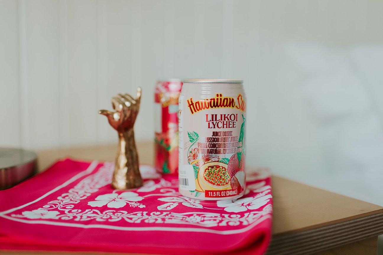 LOCAL KINE TINGZ UPCYCLED LILIKOI LYCHEE CANDLE – Work It Out