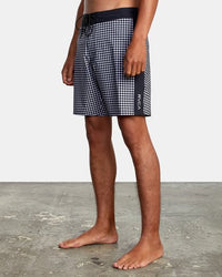 RVCA APEX BOARDSHORTS 18"