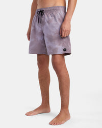 RVCA MANIC ELASTIC BOARDSHORTS 17" - KRQW