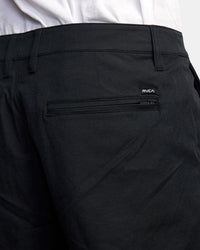 RVCA BACK IN HYBRID SHORTS 19" - BLK
