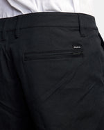 RVCA BACK IN HYBRID SHORTS 19" - BLK