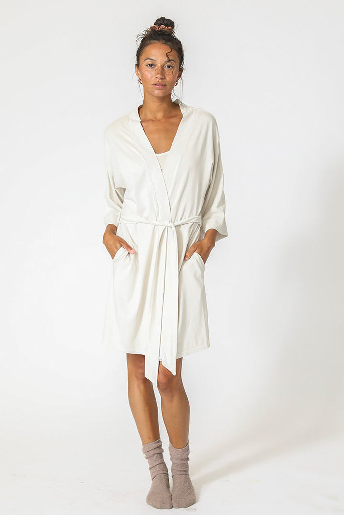 PERFECT WHITE TEE MARIAH ROBE - SUGAR U08