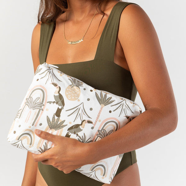 ALOHA COLLECTION MID / TROPICAL TOUCANS / MOON SHIMMER