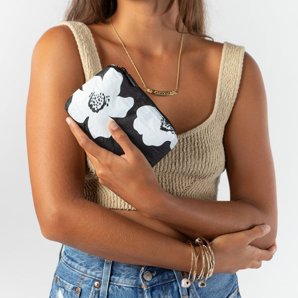 ALOHA COLLECTION MINI / PUA / WHITE/BLACK