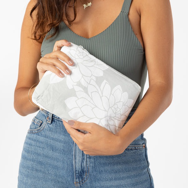 ALOHA COLLECTION SMALL / KAHO'OLAWE HINAHINA 23 / STONE