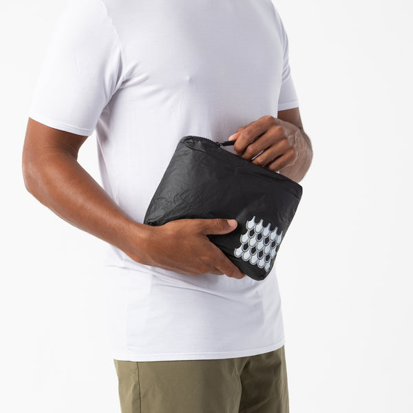 ALOHA COLLECTION SMALL / HULUMANU / WHITE/BLACK