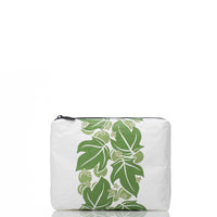 ALOHA COLLECTION SMALL / MOLOKA'I KUKUI 23