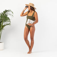 ALOHA COLLECTION SMALL / TROPICAL TOUCANS / MOON SHIMMER