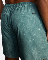 RVCA YOGGER STRETCH ELASTIC SHORTS 17" - WEJ8
