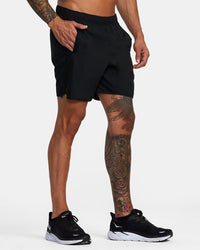RVCA YOGGER IV SHORT - BLK