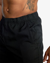 RVCA YOGGER IV SHORT - BLK