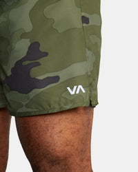 RVCA YOGGER IV ELASTIC SHORTS 17" - GNR6