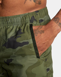 RVCA YOGGER IV ELASTIC SHORTS 17" - GNR6