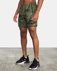 RVCA YOGGER IV ELASTIC SHORTS 17" - GNR6