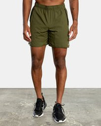 RVCA YOGGER IV SHORT - OLV