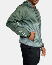 RVCA HEXSTOP IV HOODED JACKET - CAC