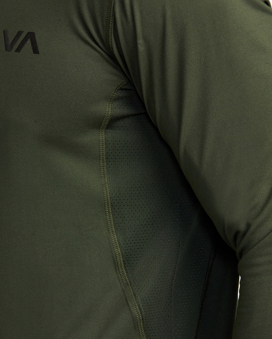RVCA SPORT VENT LONG SLEEVE TEE - DKO