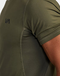 RVCA SPORT VENT PERFORMANCE TEE - OLV