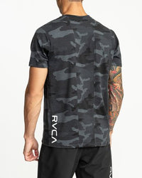 RVCA SPORT VENT SHORT SLEEVE TEE - CAM