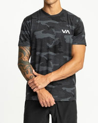 RVCA SPORT VENT SHORT SLEEVE TEE - CAM